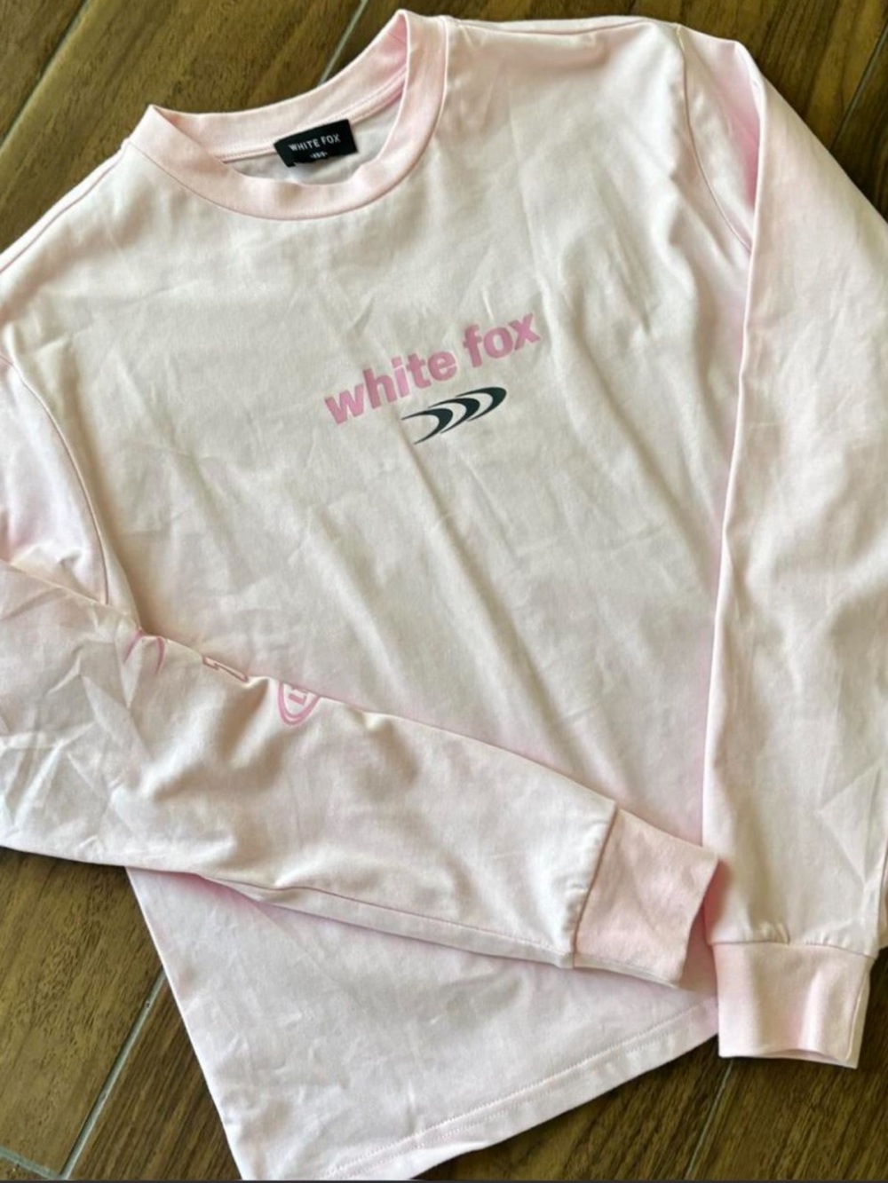 white fox t shirt